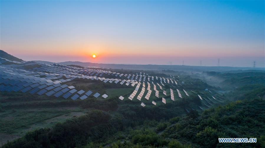 XINHUA PHOTOS OF THE DAY