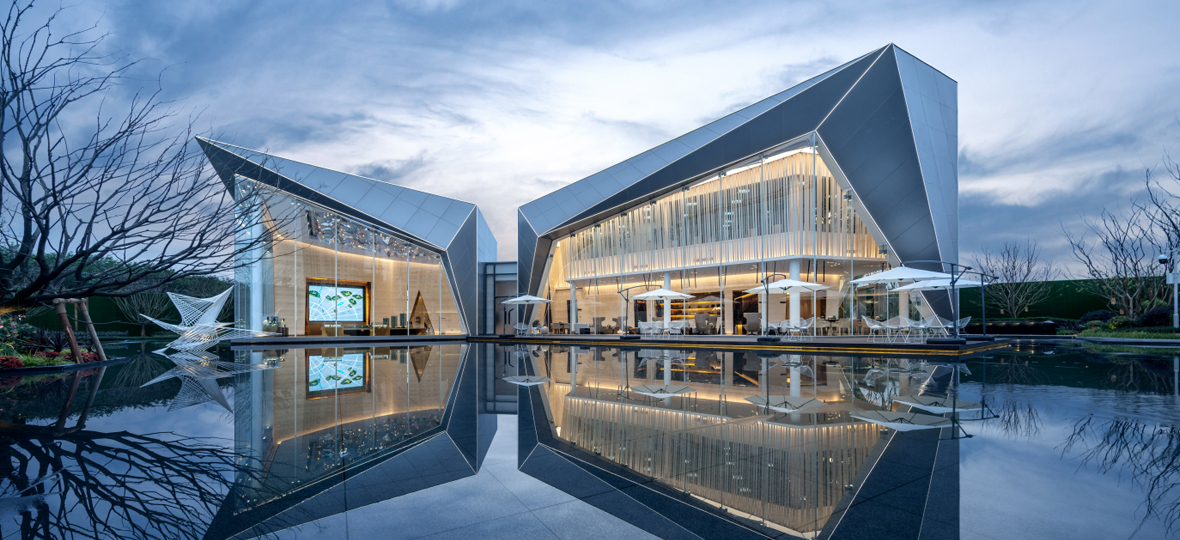 2019年是中國奧園發(fā)展史上一個重要里程碑，奮進新時代，筑夢新奧園。積極履行企業(yè)應(yīng)承擔的社會責任，為客戶乃至社會&ldquo;構(gòu)筑健康生活&rdquo;。