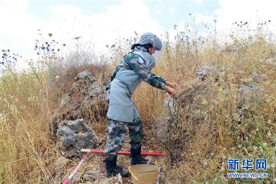 （國際&middot;圖文互動）（4）她們在雷場成長&mdash;&mdash;記中國赴黎維和掃雷女兵