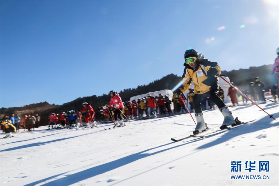 (新華全媒頭條·圖文互動)(6)同筑冰雪強國夢——寫在中國冬奧健兒出征前夕
