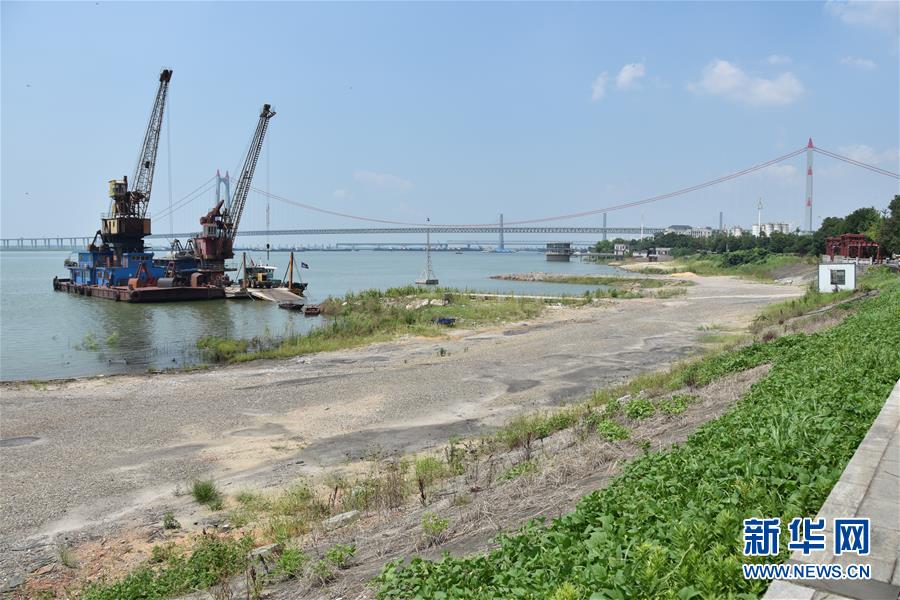 （大江奔流&mdash;&mdash;來自長江經濟帶的報道&middot;圖文互動）（2）登岳陽樓，又見&ldquo;浩浩湯湯&rdquo;