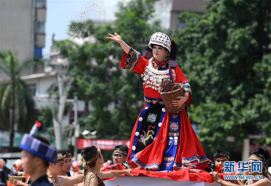 （輝煌60年&middot;壯美新廣西&middot;圖文互動）（3）和睦相處一家親 攜手并進謀發(fā)展&mdash;&mdash;廣西民族團結(jié)發(fā)展觀察