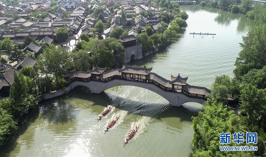 （新華全媒頭條&middot;圖文互動）（1）文明之光照亮復興之路&mdash;&mdash;以習近平同志為核心的黨中央關心文化和自然遺產保護工作紀實