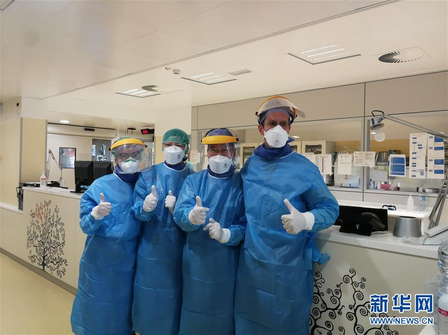 （新華全媒頭條&middot;圖文互動）（4）書寫共建人類命運共同體的戰&ldquo;疫&rdquo;篇章&mdash;&mdash;記習近平主席推動新冠肺炎疫情防控國際合作　　