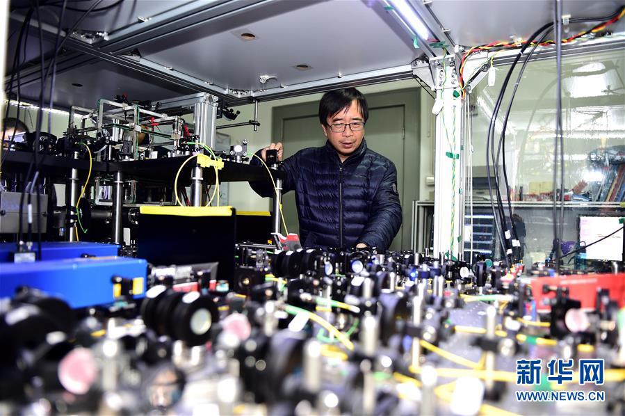 （在習(xí)近平新時代中國特色社會主義思想指引下&mdash;&mdash;新時代新作為新篇章&middot;習(xí)近平總書記關(guān)切事&middot;圖文互動）（2）探&ldquo;微觀世界&rdquo; 抓&ldquo;關(guān)鍵變量&rdquo;&mdash;&mdash;我國科學(xué)家與量子&ldquo;糾纏&rdquo;的故事