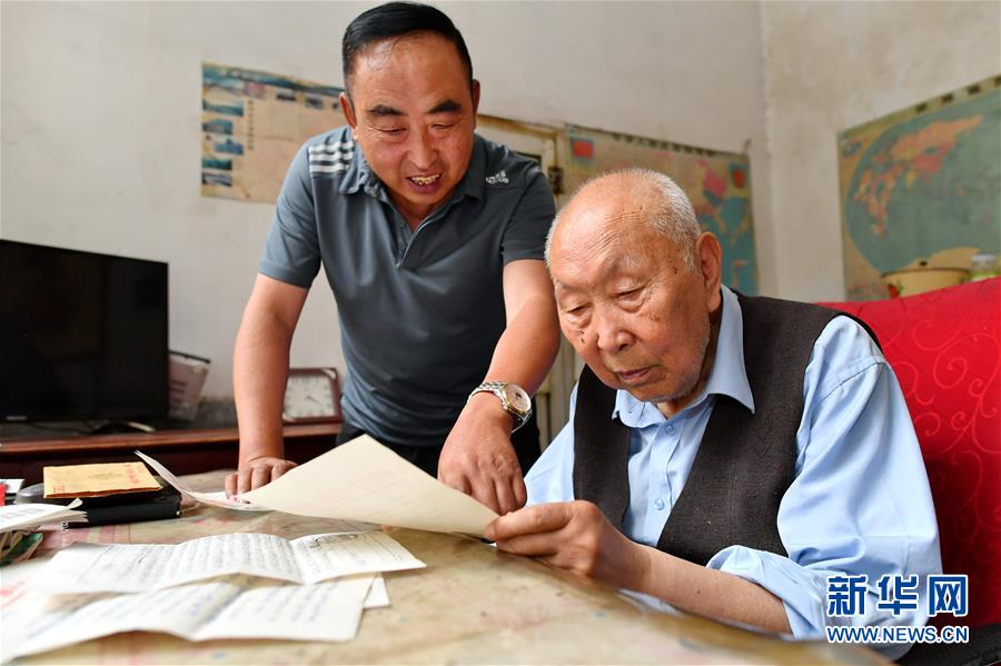 (新華全媒頭條·圖文互動(dòng))(1)點(diǎn)滴之間見(jiàn)初心——習(xí)近平與一封群眾來(lái)信的故事