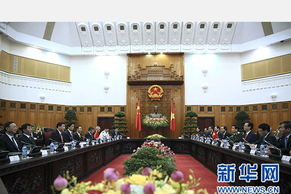 11月5日，中共中央總書記、國家主席習近平在河內同越南總理阮晉勇舉行會談。 新華社記者 蘭紅光 攝